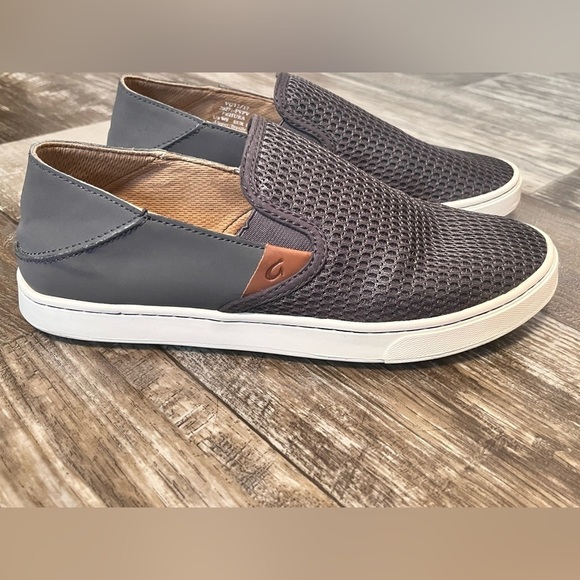 OluKai Shoes - Olukai Pehuea Women's Size 8 W Gray Slip On Sneaker Shoes